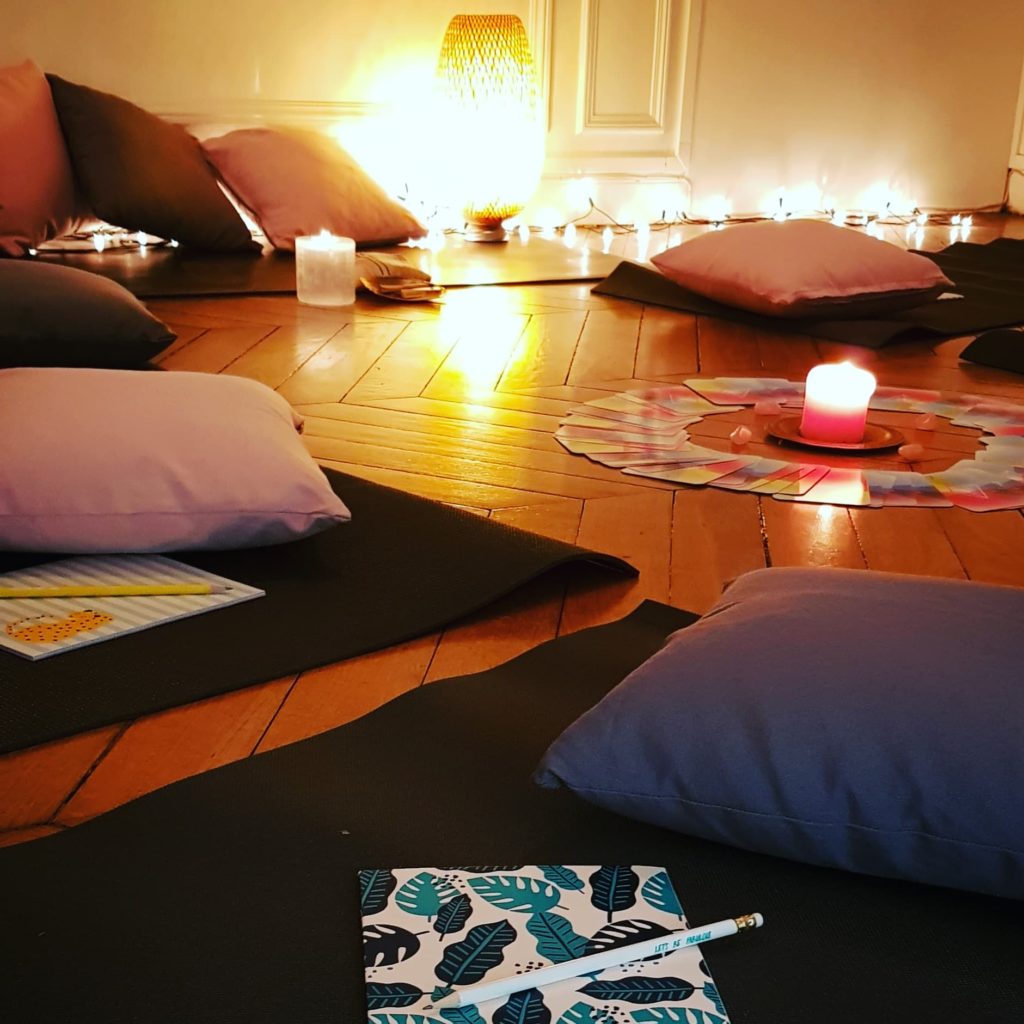 DUGREENETDULOVE-DU-GREEN-ET-U-LOVE-ATELIER-LUCIOLES-MISSION-DE-VIE-BIEN-ETRE-MEDITATION-PARIS-UNIVERS-cercle